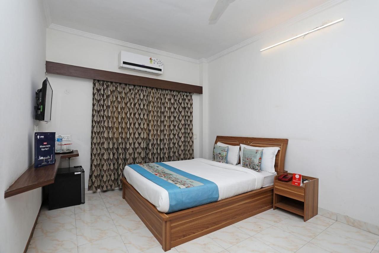 OYO 10671 Hotel Sai Prem Nashik Exterior foto
