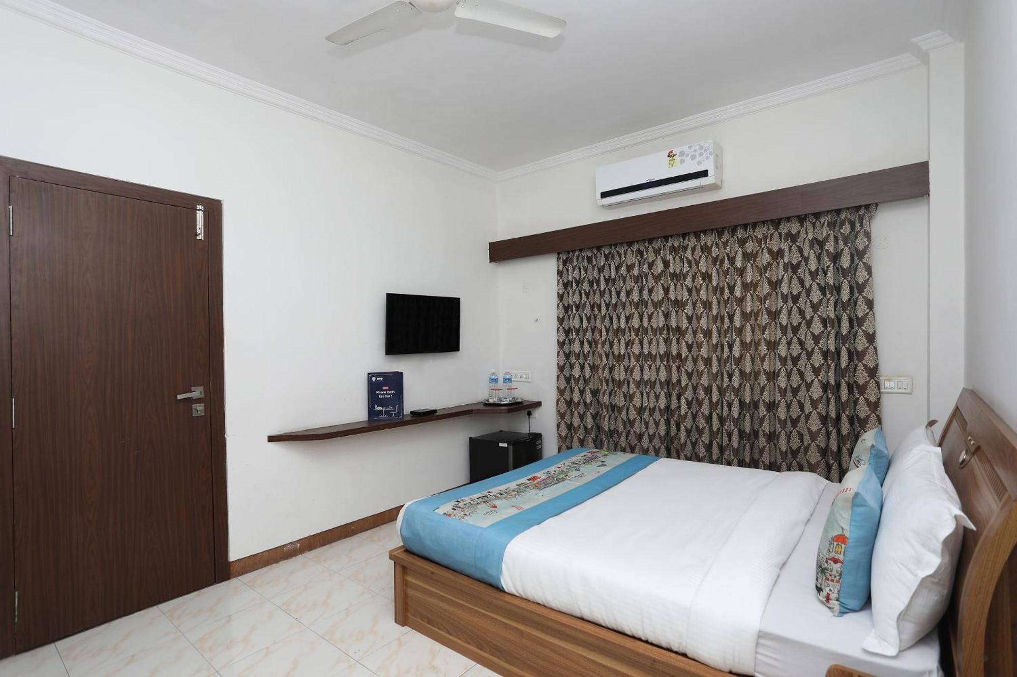 OYO 10671 Hotel Sai Prem Nashik Exterior foto
