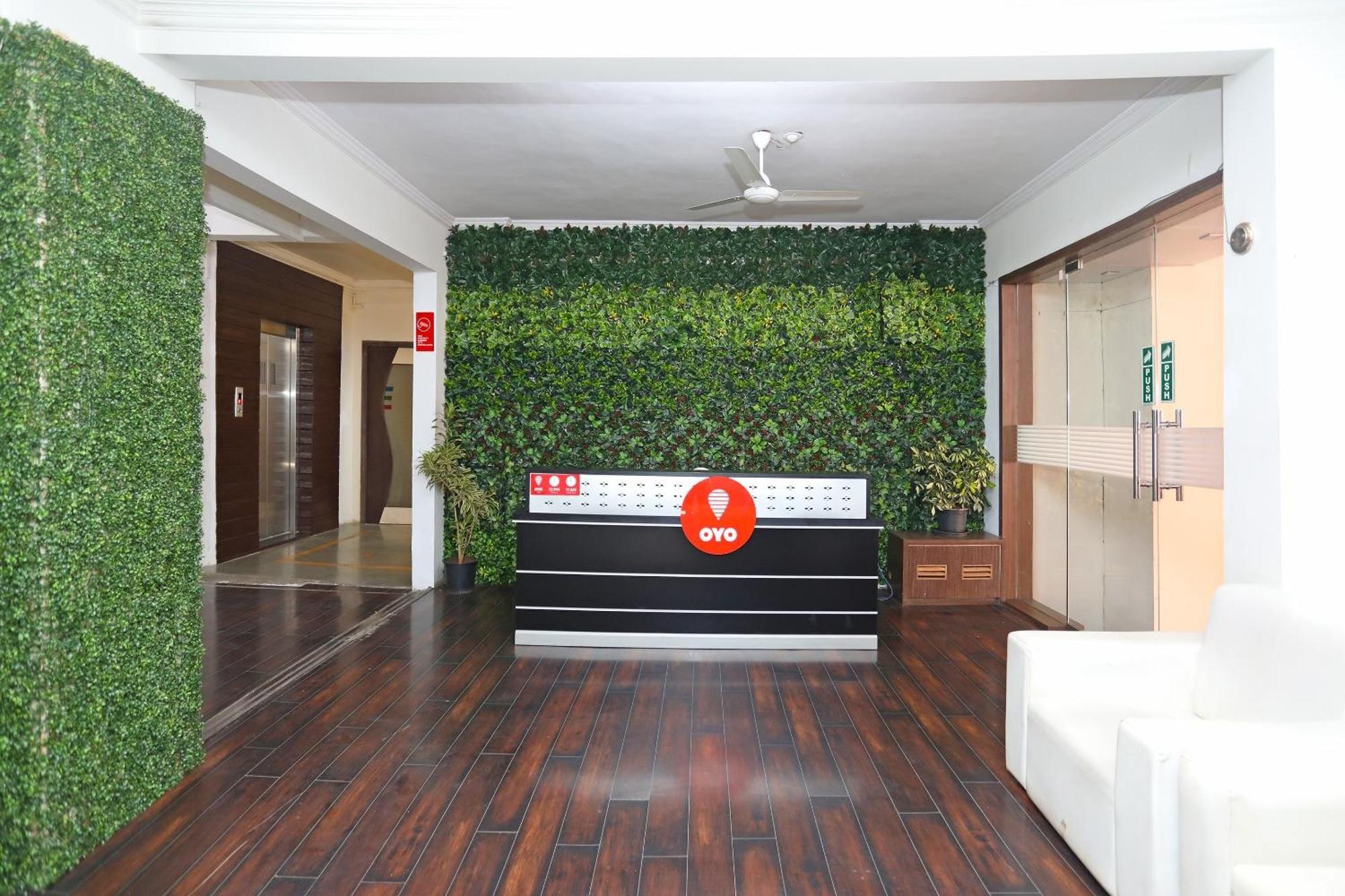 OYO 10671 Hotel Sai Prem Nashik Exterior foto